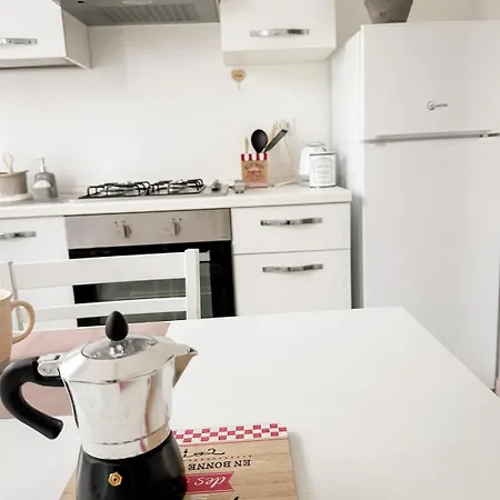 La Via Del Castello Apartment *